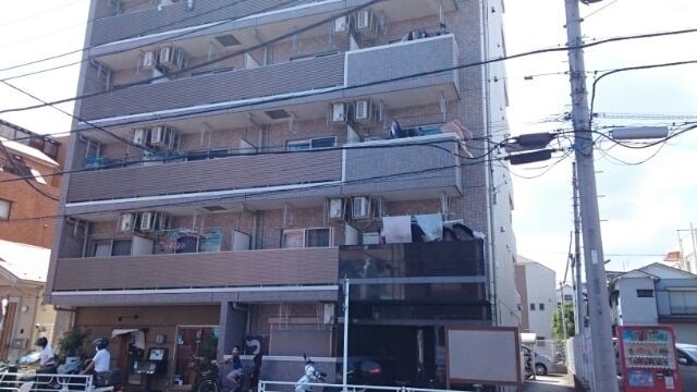 avanzar・florestの外観画像
