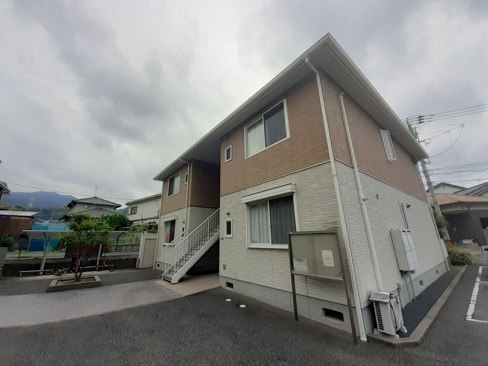 シャナイアB棟の外観画像