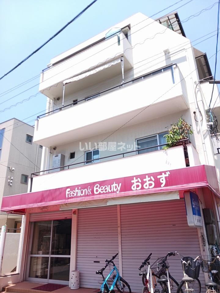 坪石ビルの外観画像