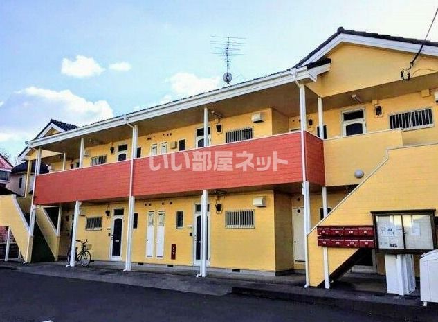 イーストウイングの外観画像