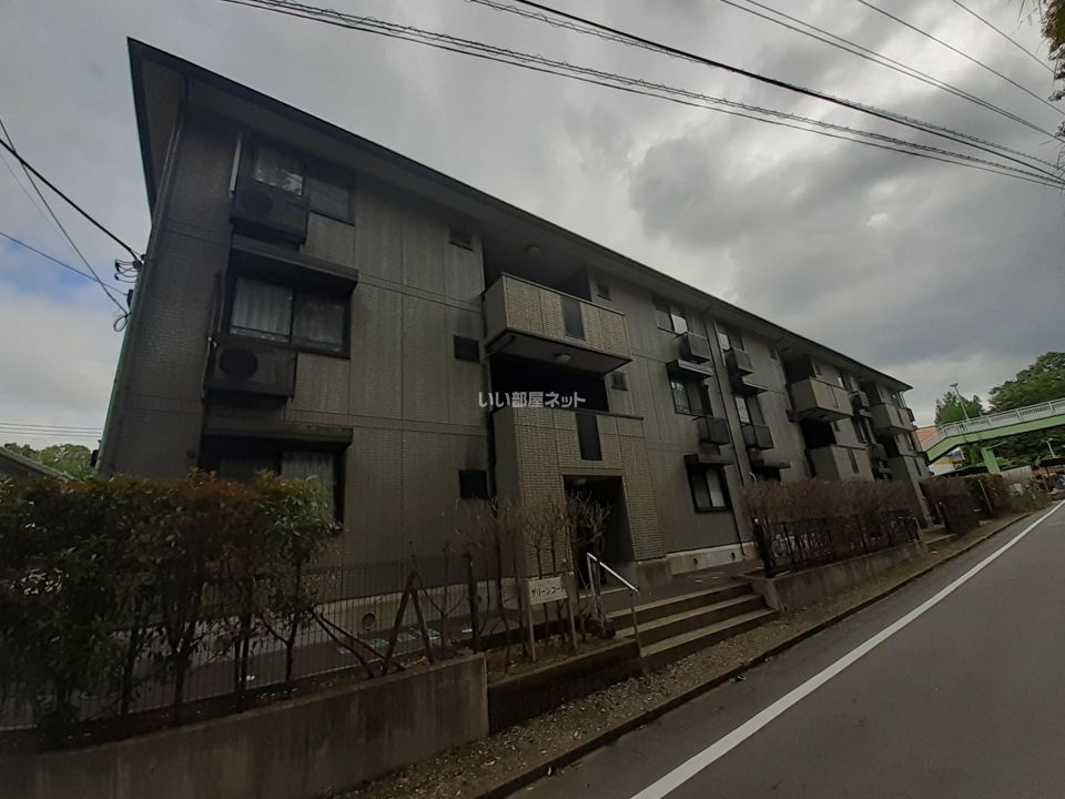 グリーンコートの外観画像
