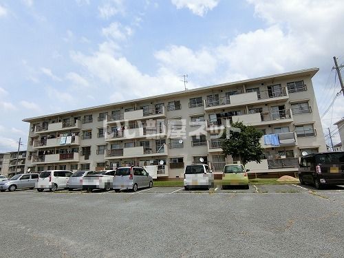 東加古川ファミリーマンション103号棟の外観画像