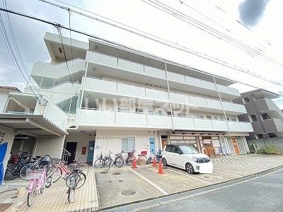 第三寺尾マンションの外観画像