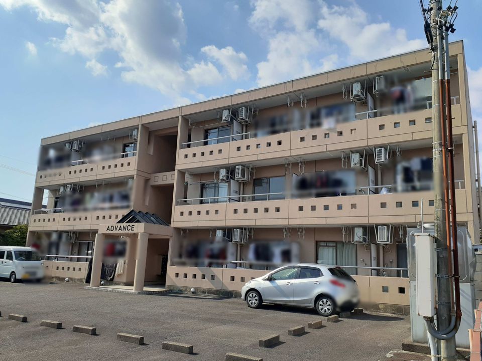 ADVANCEの外観画像