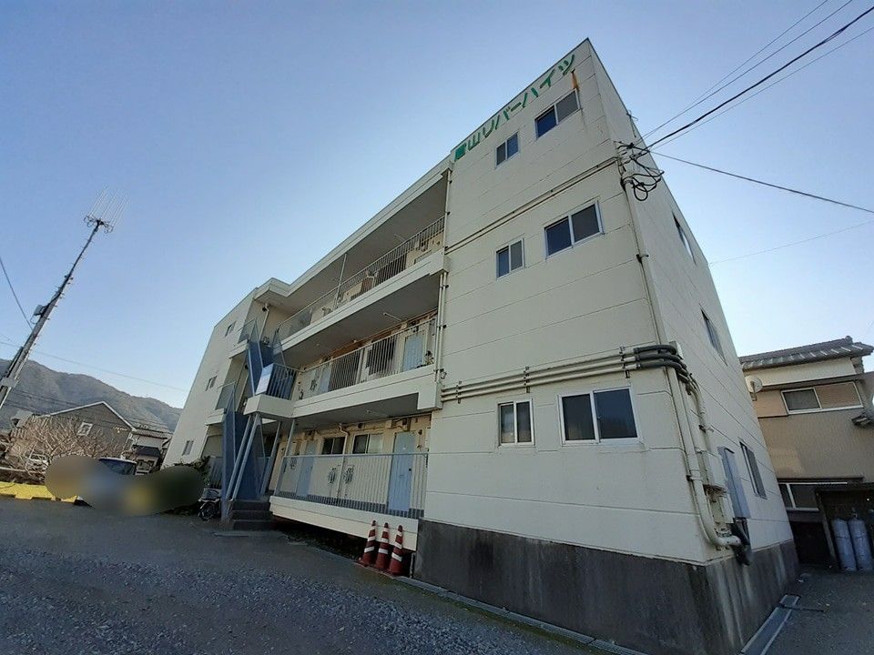 眉山リバーハイツの外観画像
