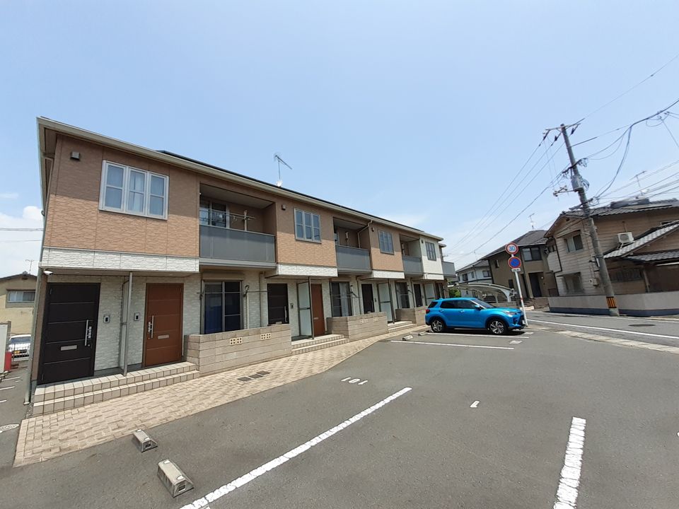 クラデアスの外観画像