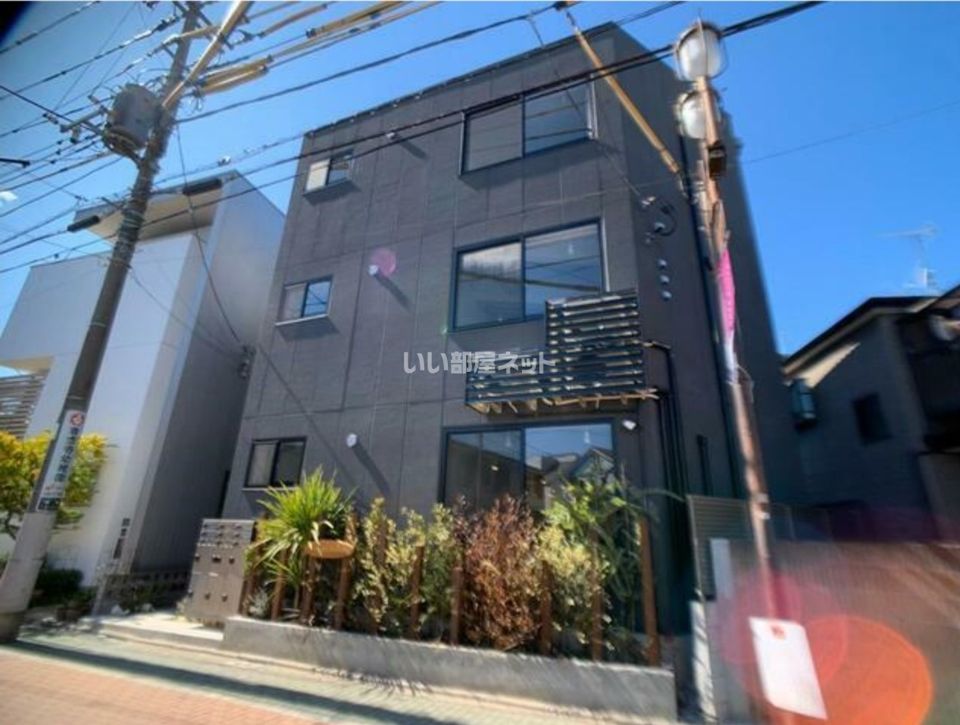 Maison Auster (メゾンオースター)の外観画像