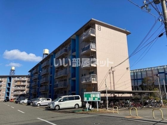 フラワリータウン二色浜B棟の外観画像