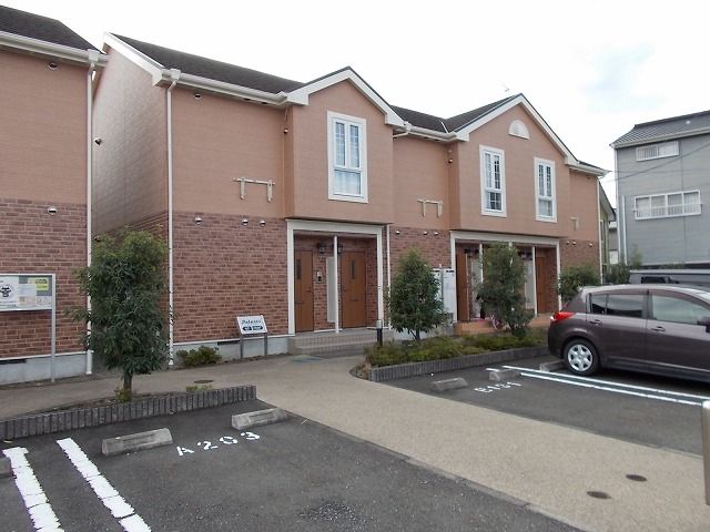 ovest Palazzoの外観画像