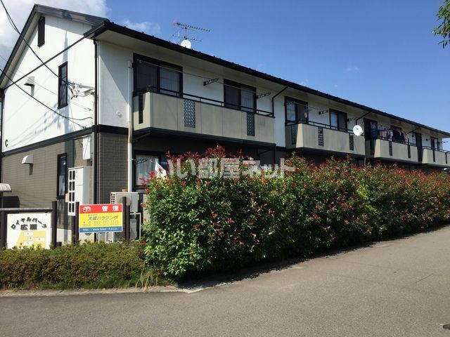 ロイヤルパーク広瀬Cの外観画像