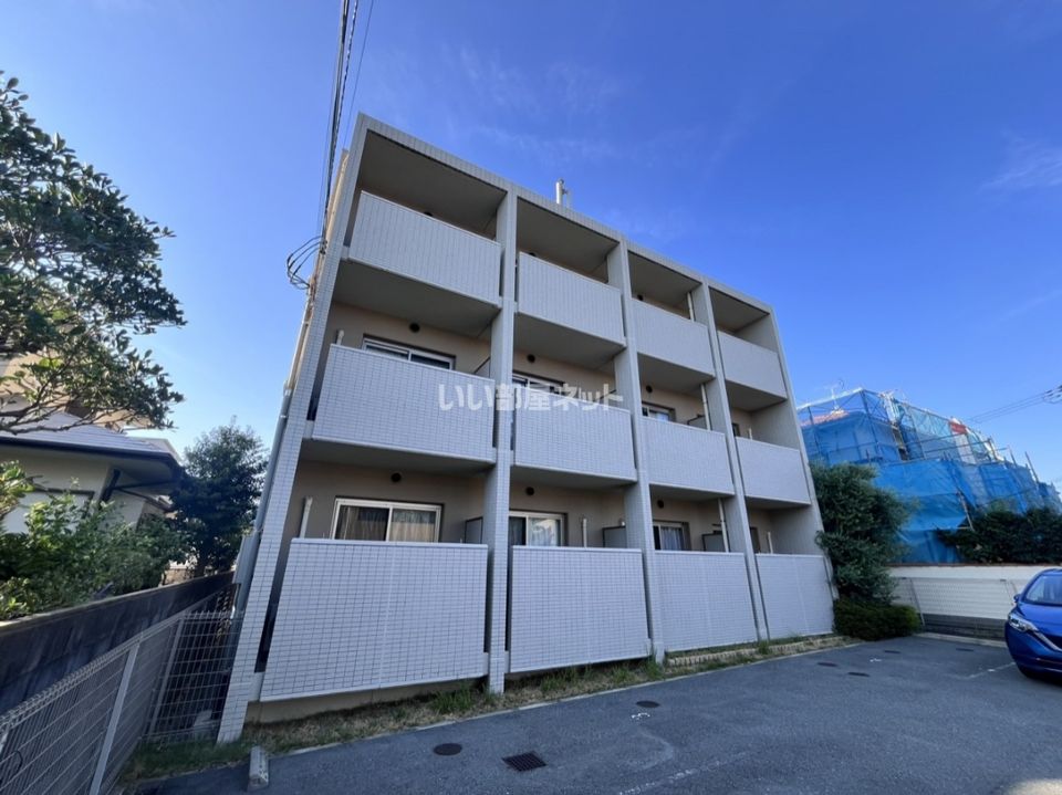 ヴィラージュ魚住の外観画像