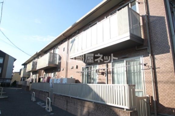 グリーンヒルズ A棟の外観画像