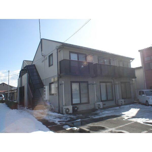 エステートB棟の外観画像