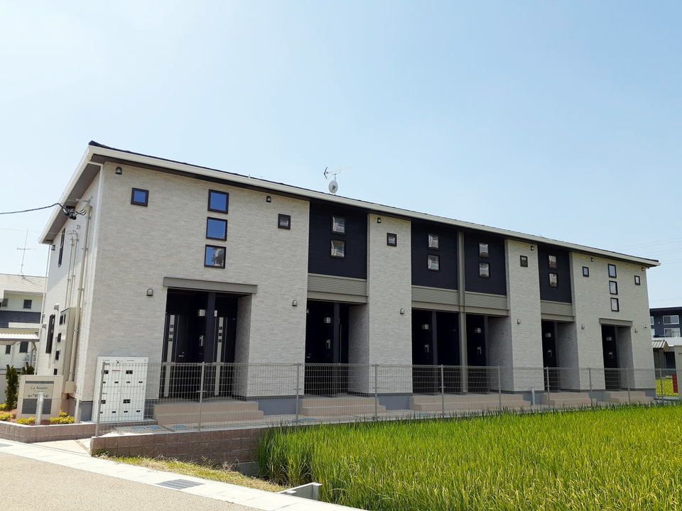 ラ・ボーテの外観画像