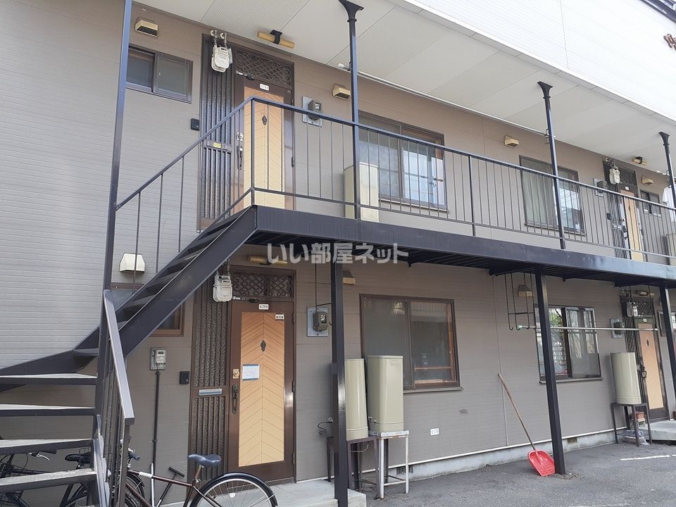 南6条ハイツA棟の外観画像