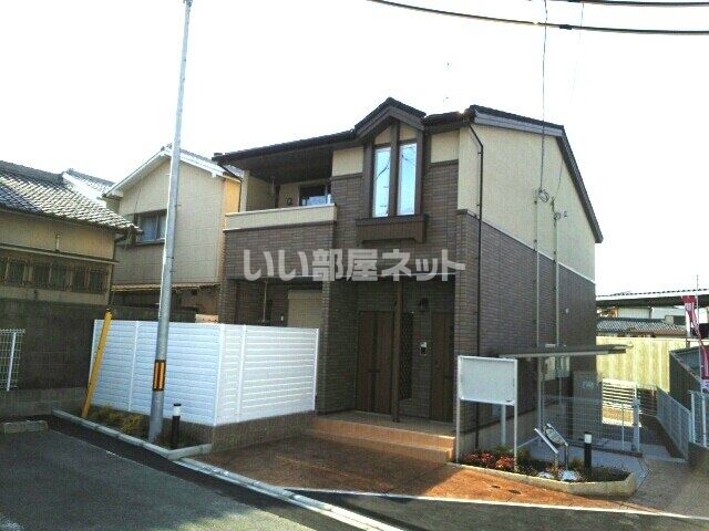 エレガント ヒルズⅡの外観画像