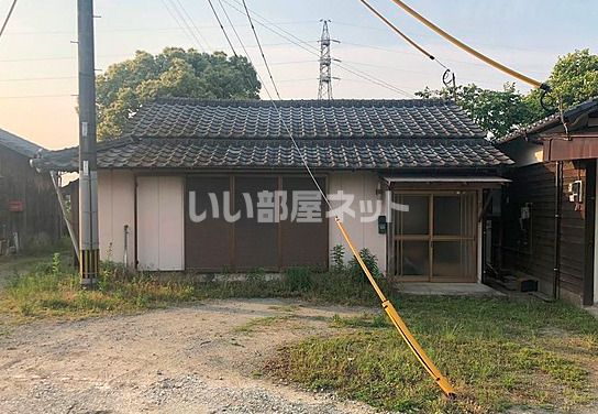 草木 福本貸家の外観画像