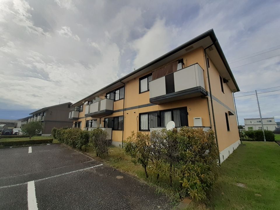 ゆとりす小川 1号棟の外観画像