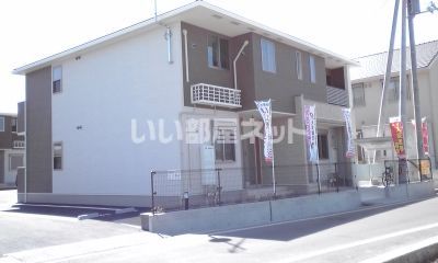 パインツリープレイス Aの外観画像