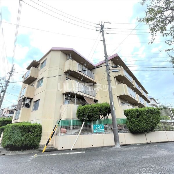 サンヒルマンションの外観画像