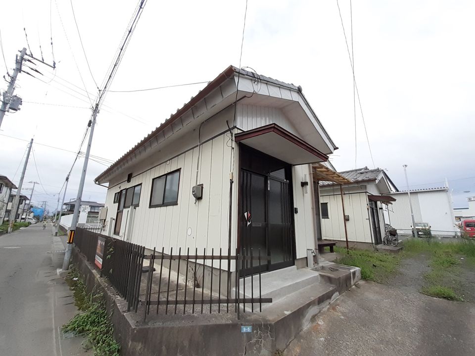 岩沼市桜二丁目百足様貸家の外観画像
