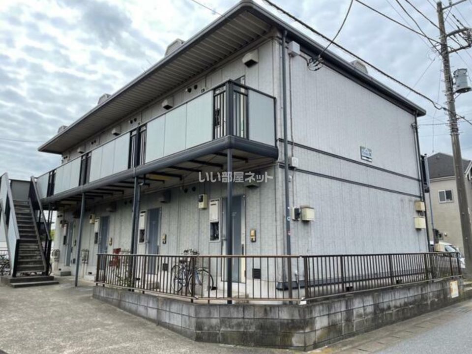 キャンパス友の外観画像