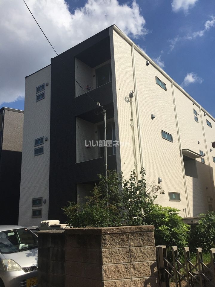 レガリスト コウノイケの外観画像