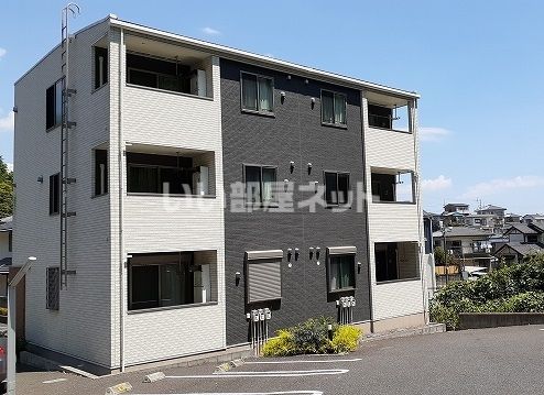山根マーヴェラスマンションⅡの外観画像