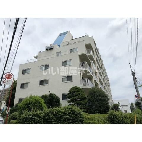 ファミール三軒茶屋の外観画像