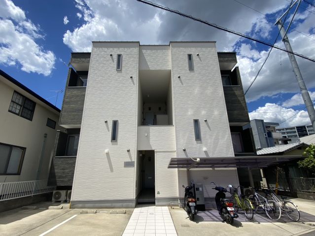 CB箱崎シャトルの外観画像