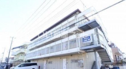 エステート取手の外観画像