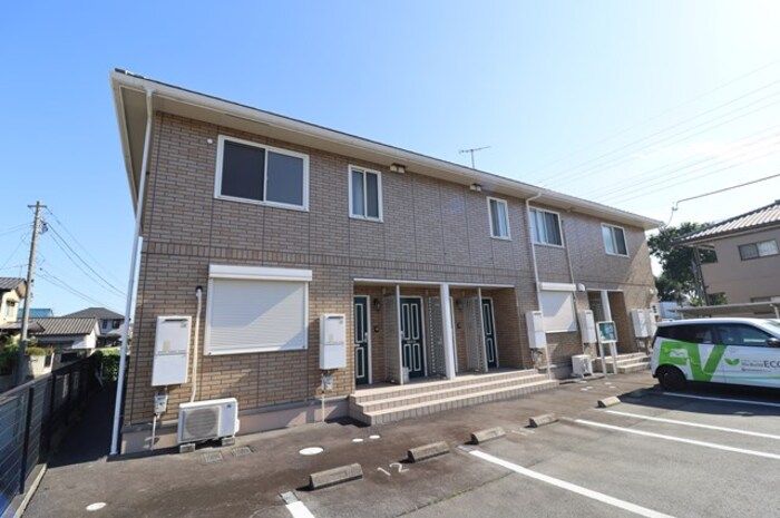 ファミーユ Cの外観画像