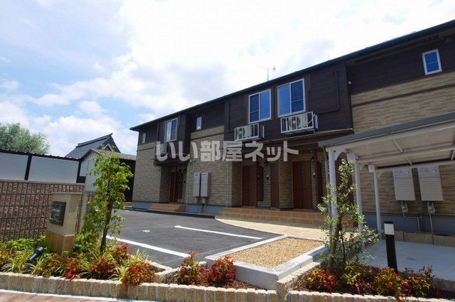 セイバリー上条の外観画像