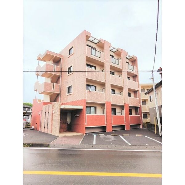 アルコバレーノの外観画像