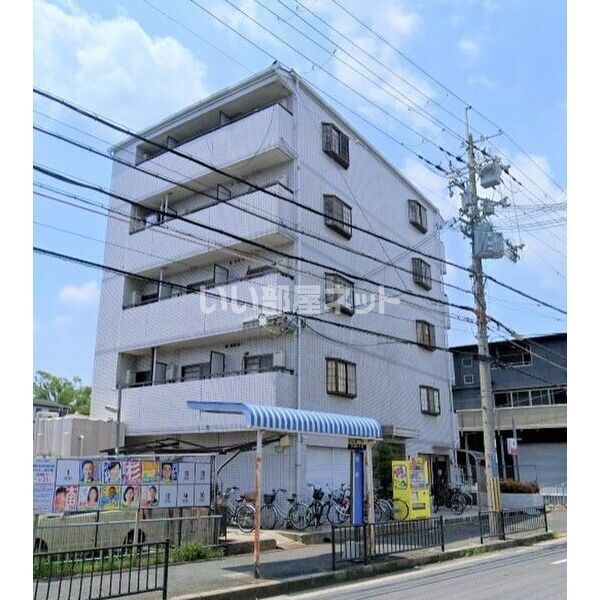 アパートメント摂津Ⅱの外観画像