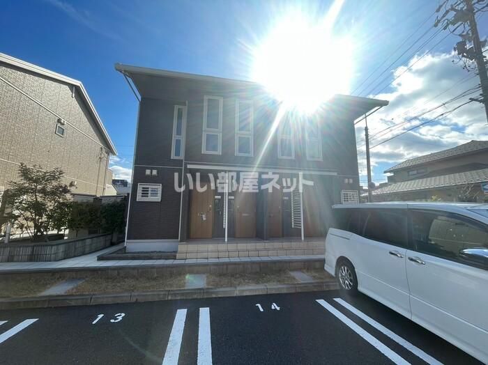 メゾンプラザ D棟の外観画像