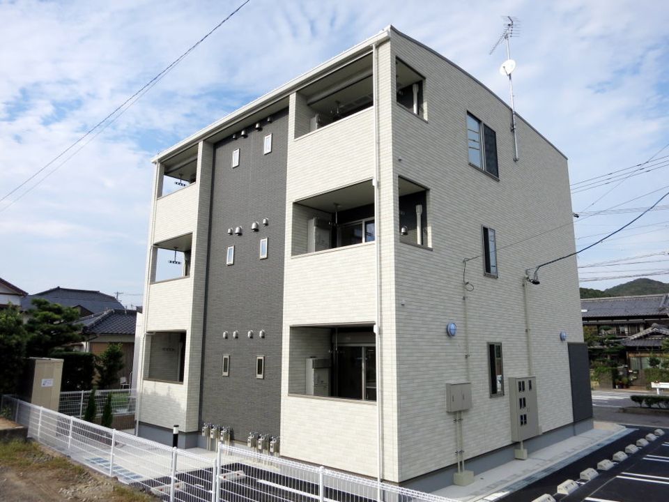 グリーシースプーンの外観画像