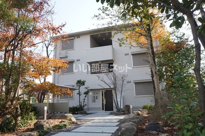 ハイツシダーフォレストIIの外観画像