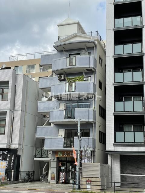 グランドステイタスヒロヤビルの外観画像
