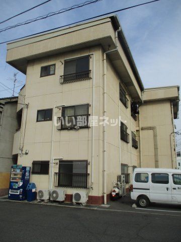 小川アパートの外観画像