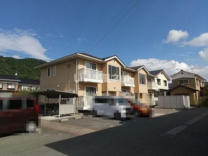 クレシエンド B棟の外観画像