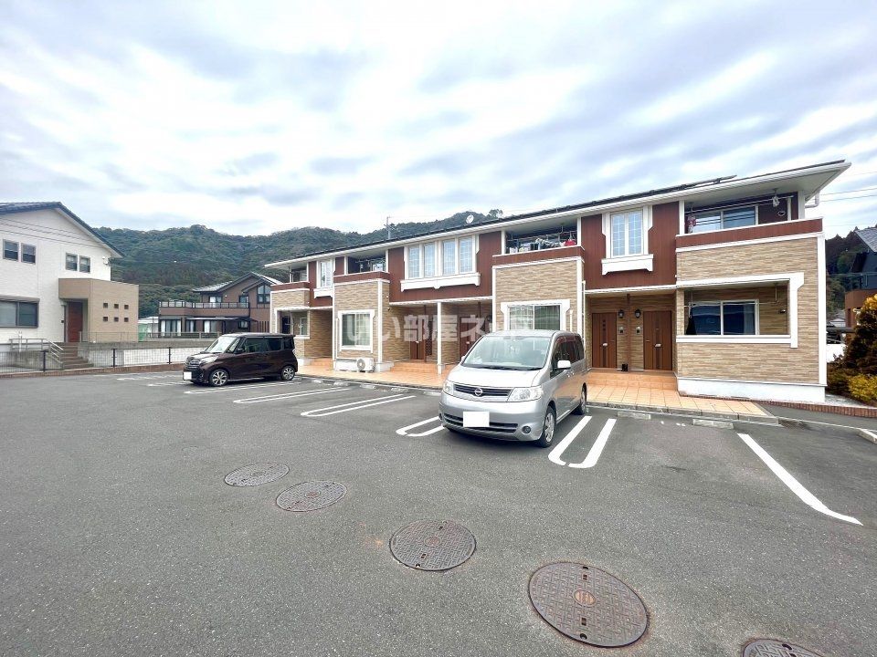 カルム プロムナードBの外観画像