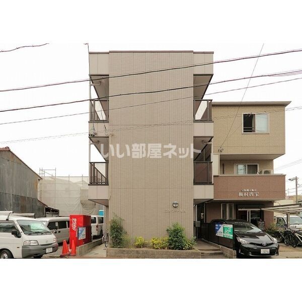 エスコート城西の外観画像