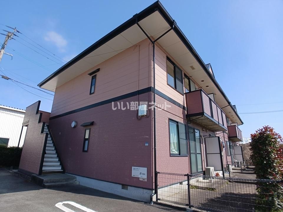 エクレール山本の外観画像