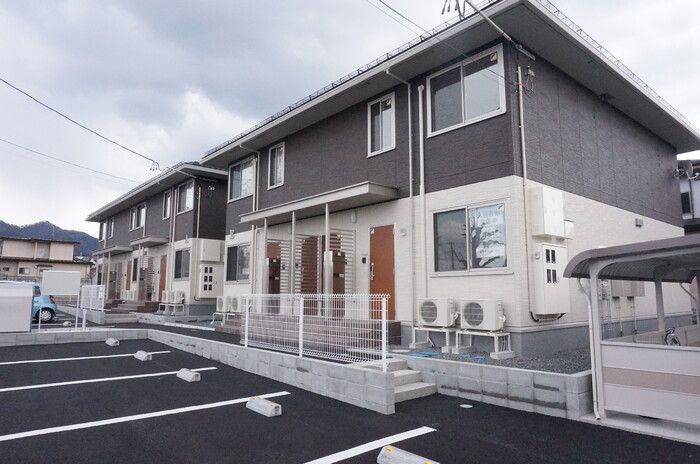 パークサイドヒルズAB Bの外観画像