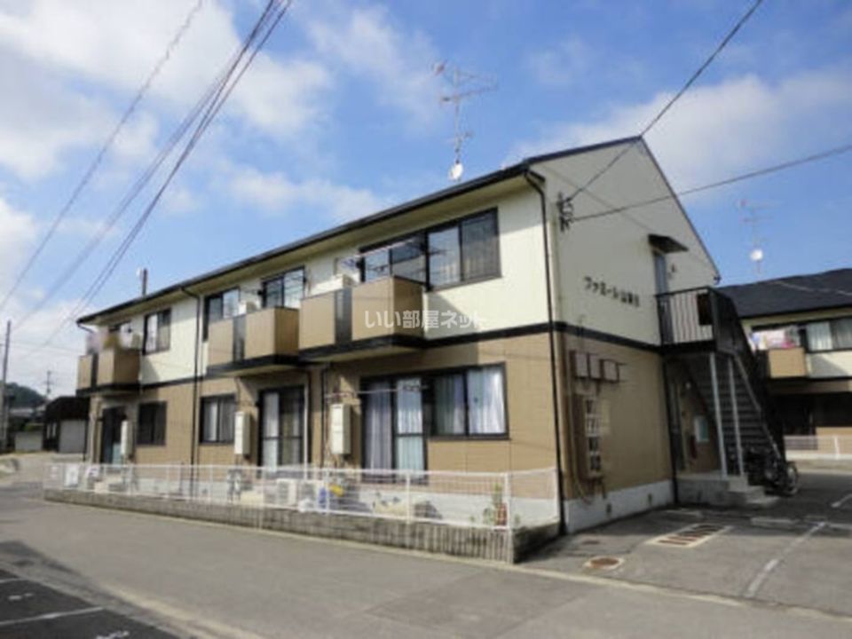 ファミール山岡 B棟の外観画像