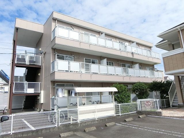 ニューマリッチの外観画像