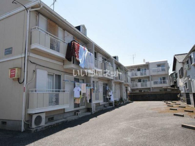 シェルブール江成の外観画像