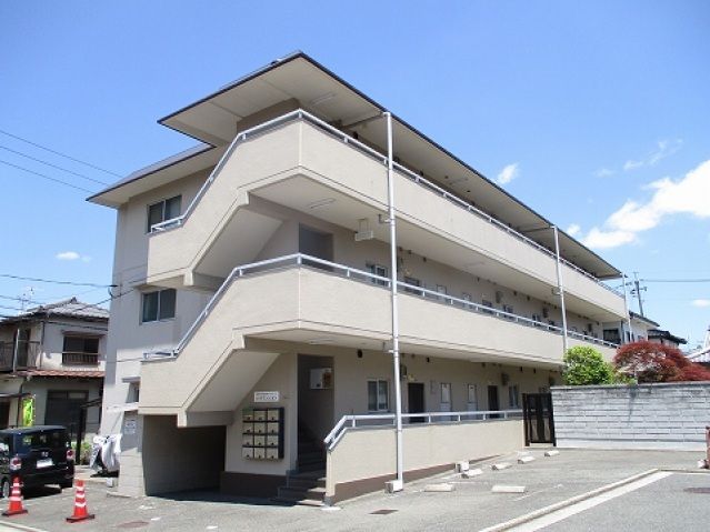 小川マンションの外観画像