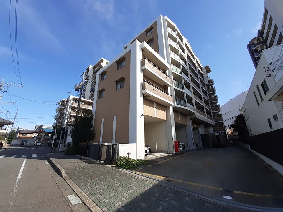 ルミナスツインズ小牧南館の外観画像